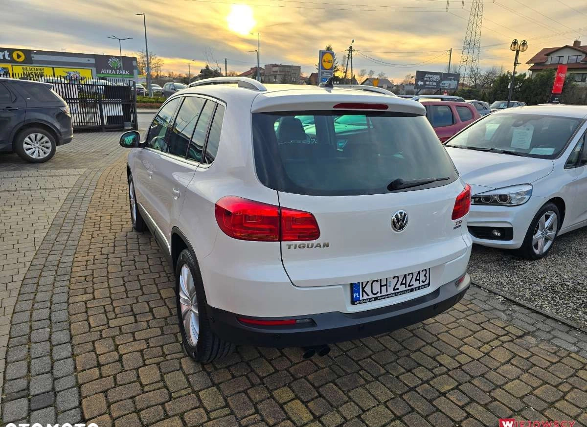 Volkswagen Tiguan cena 45800 przebieg: 140000, rok produkcji 2012 z Wejherowo małe 137